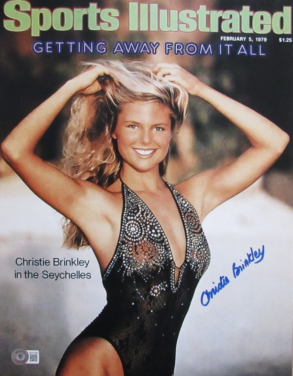 Christie Brinkley Autographed 11X14 1979 Sports Illustrated Cover Photo Beckett