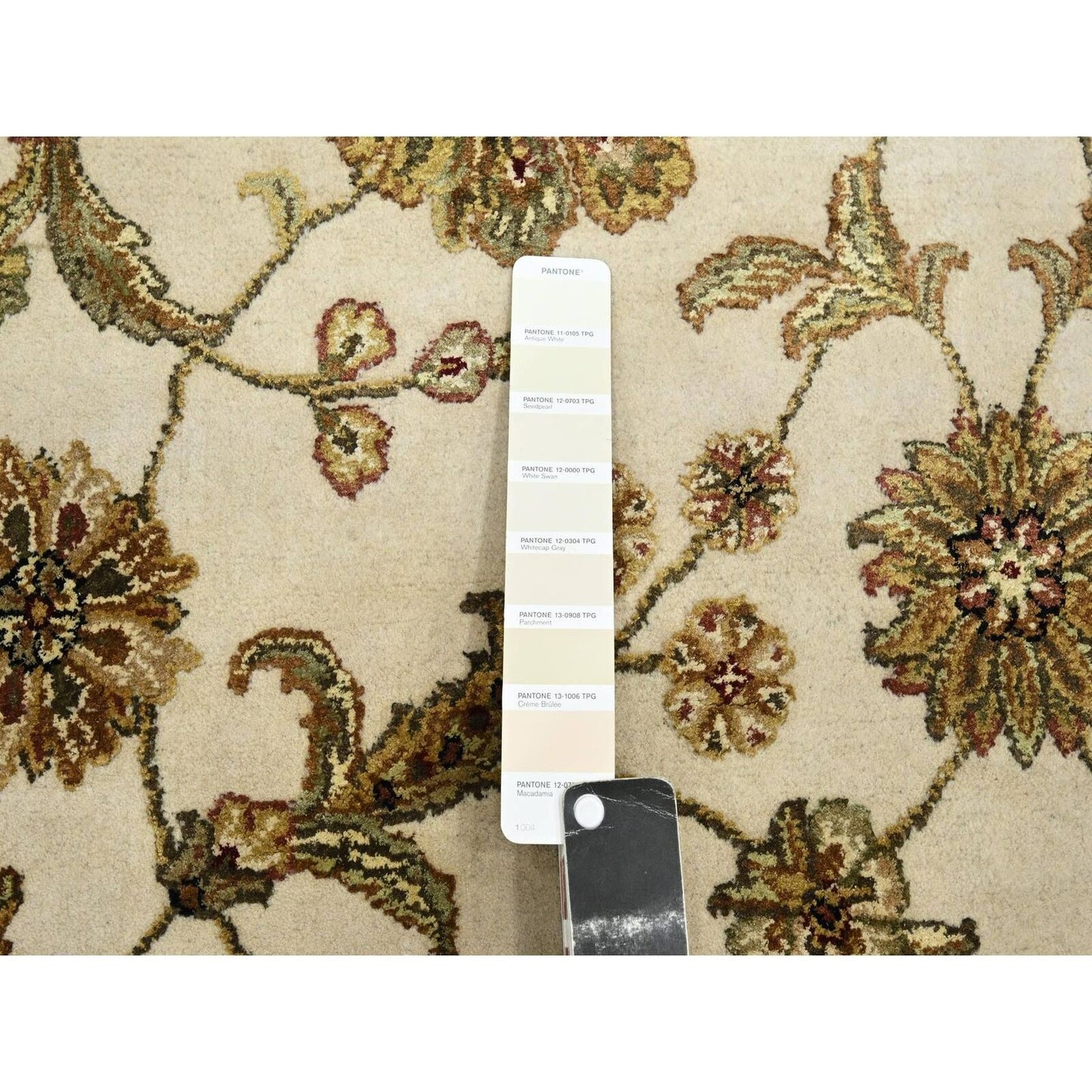 7'8"X10' White Rajasthan With Leaf Design Wool And Silk Hand Knotted Rug