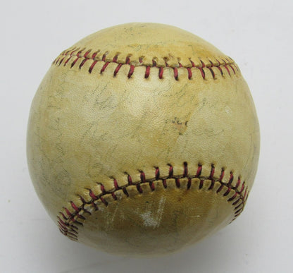 1933 Chicago White Sox Team Multi-Signed (18) Baseball Ferrell Appling 196331