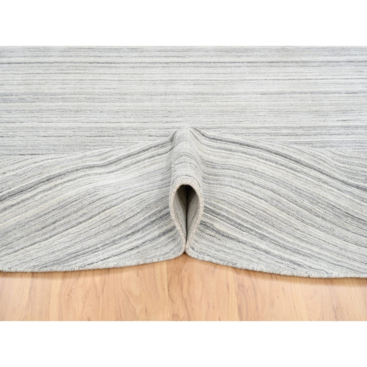 9'9"X9'9" Gray Hand Loomed Undyed Natural Wool Modern Design Round Rug