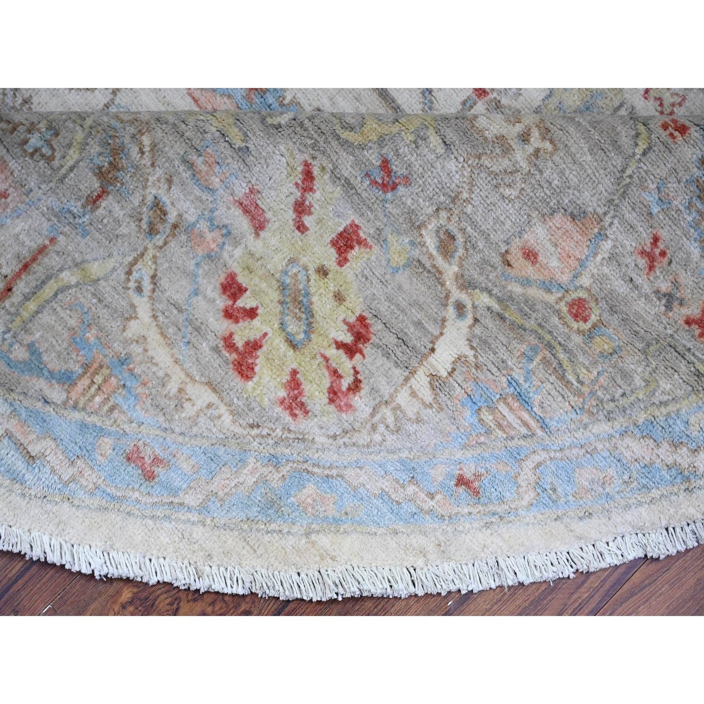 8'X8' White Ziegler Mahal Hand Knotted Pure Wool Round Oriental Rug