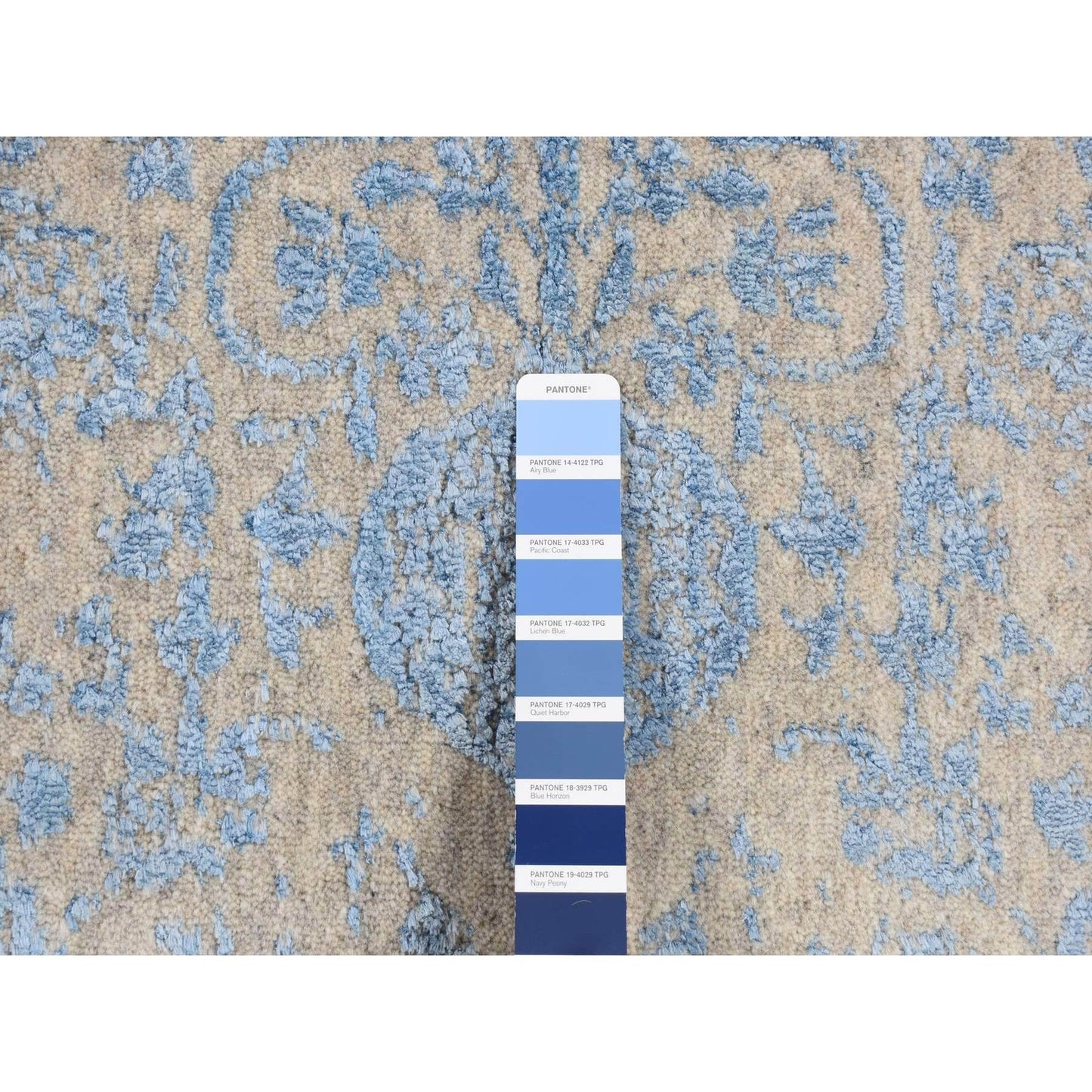 5'10"X8'9" Blue Hand Loomed Broken Pomegranate Design Tone On Tone Rug