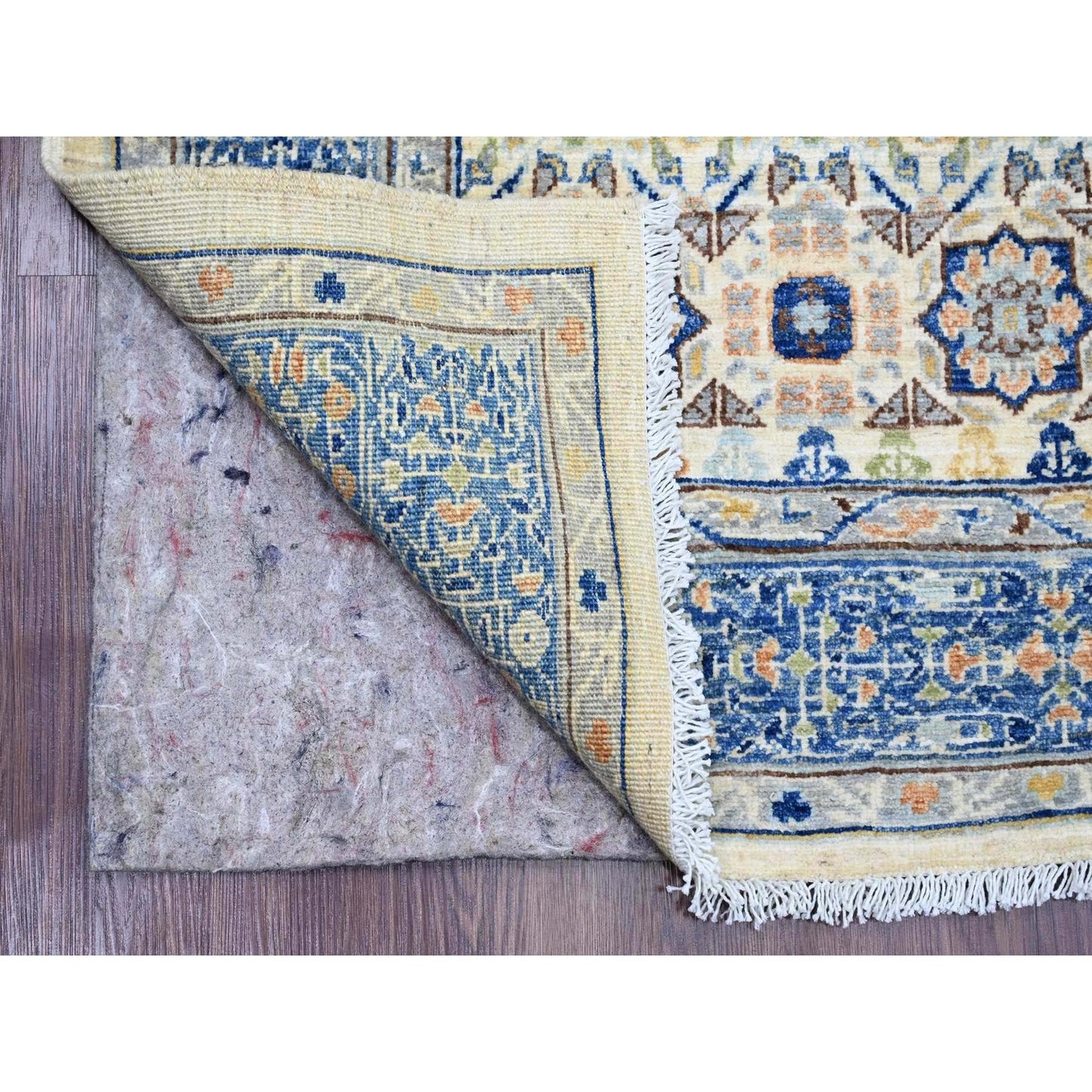 5'10"x8'8" White Mamluk Dynasty Pattern Star Design Hand Knotted Wool Rug