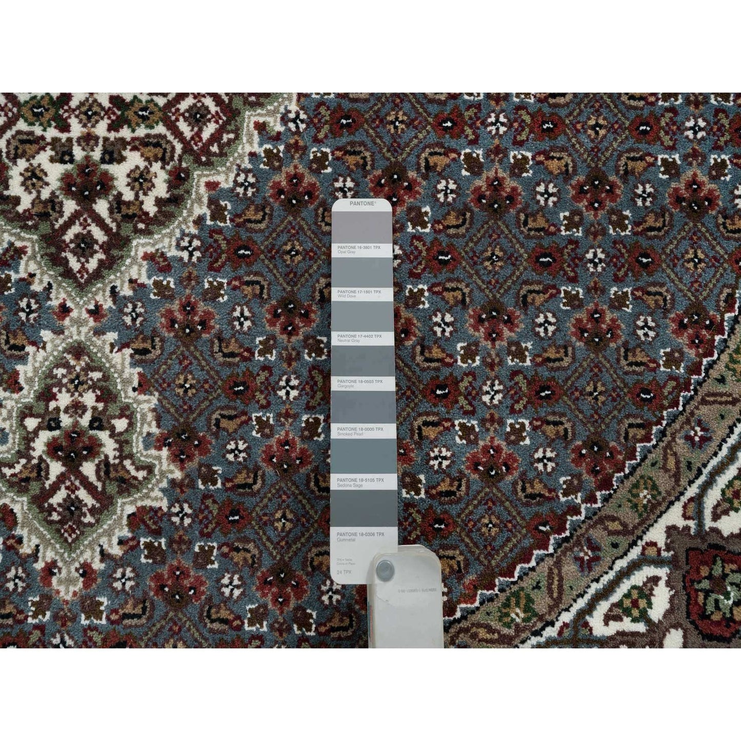 5'X5' Gray Wool And Silk Hand Knotted Tebraz Mahi Round Oriental Rug