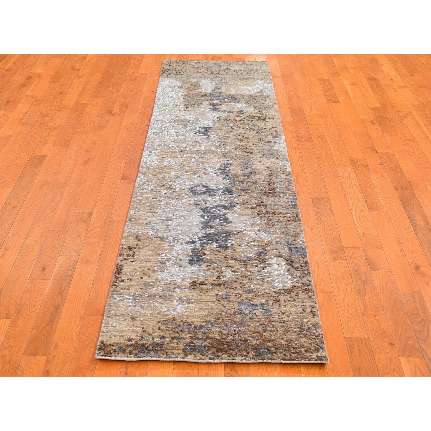 2'6"X10' Abstract Design Wool & Silk Hi-Low Pile Denser Weave Runner Rug
