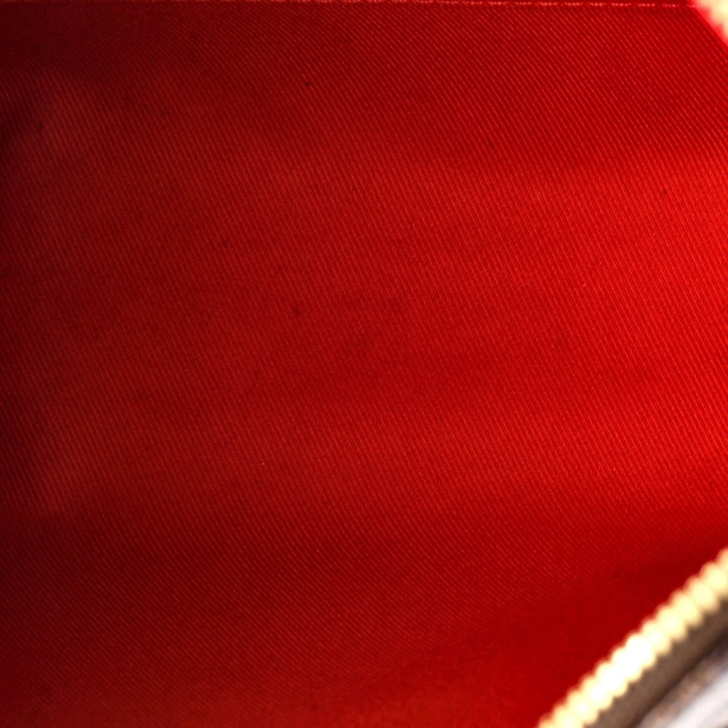 Louis Vuitton South Bank Besace Bag Damier