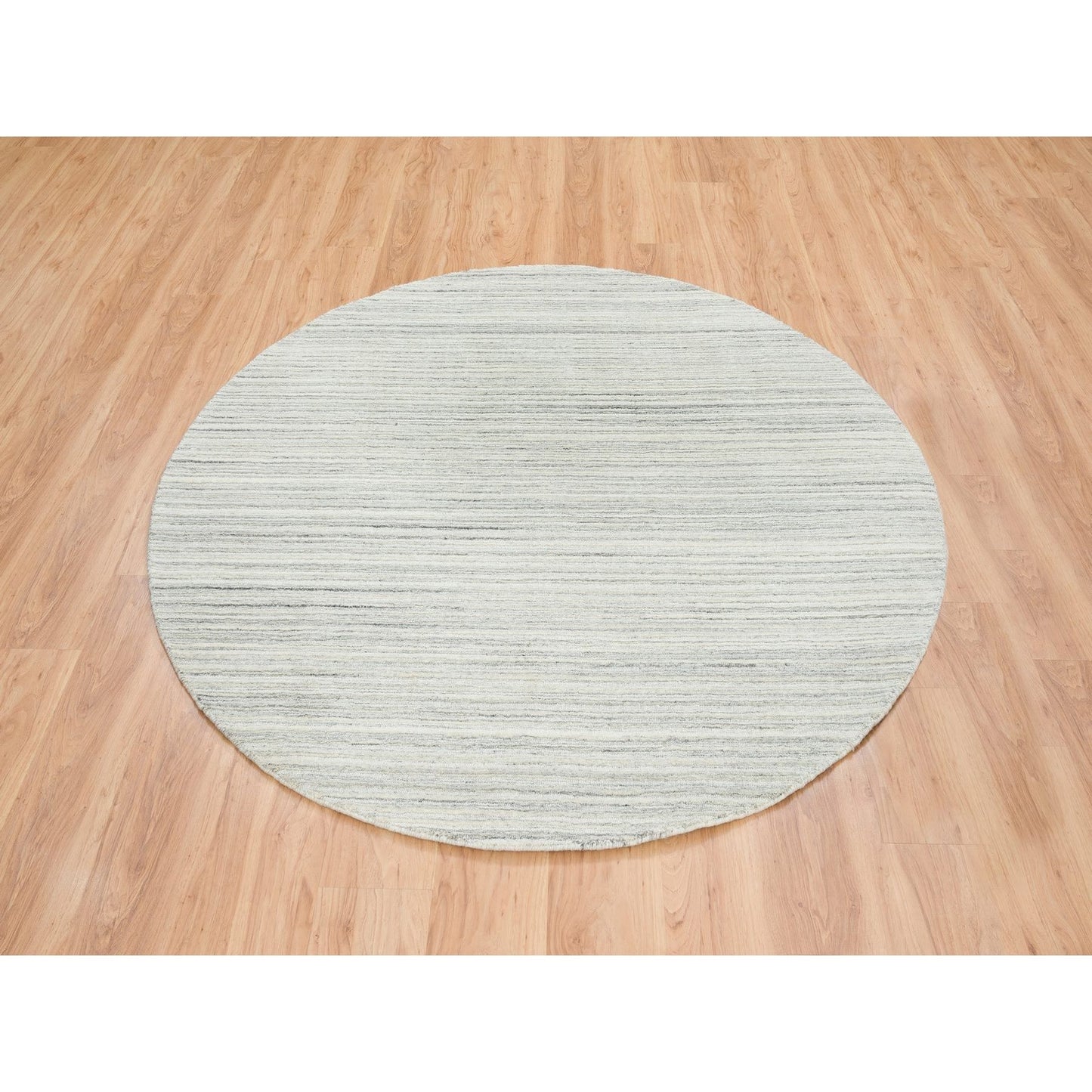 6'1"X6'1" Ivory Hand Loomed Undyed Natural Wool Modern Design Round Rug