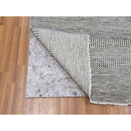 8'X8' Silver Gray Grass Design Undyed 100% Wool Hand Knotted Square Rug