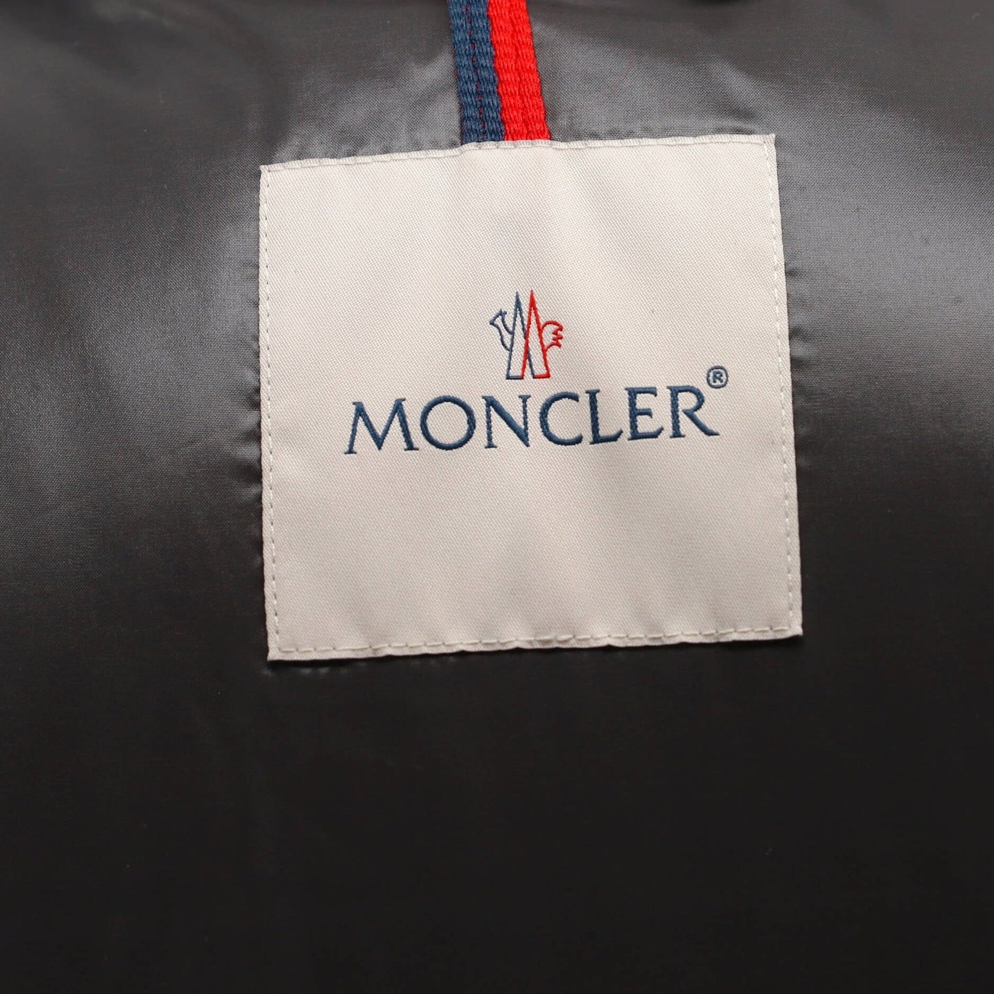 Moncler Women'S Hudson Hooded Long Puffer Jacket Quilted Polyamide With Down