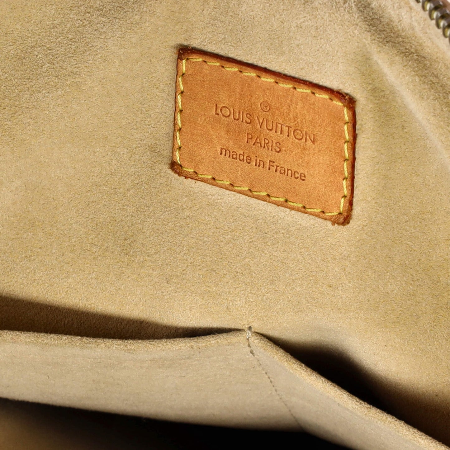 Louis Vuitton Evora Handbag Damier Gm