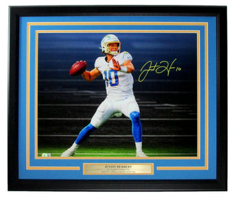 Justin Herbert La Chargers Signed/Autographed 16X20 Photo Framed Beckett 167857