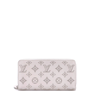 Louis Vuitton Zippy Wallet Mahina Leather