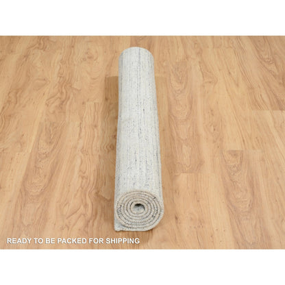 5'X7' Ivory Hand Loomed Plain Modern Striae Design Soft Wool Rug