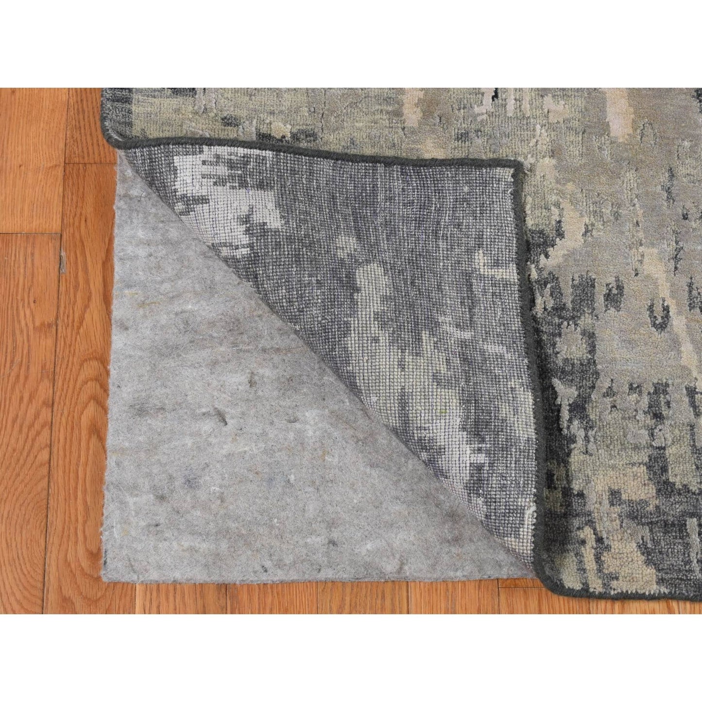 8'10"X11'8" Cloud Gray Erased Design Wool With Real Silk Hand Knotted Rug