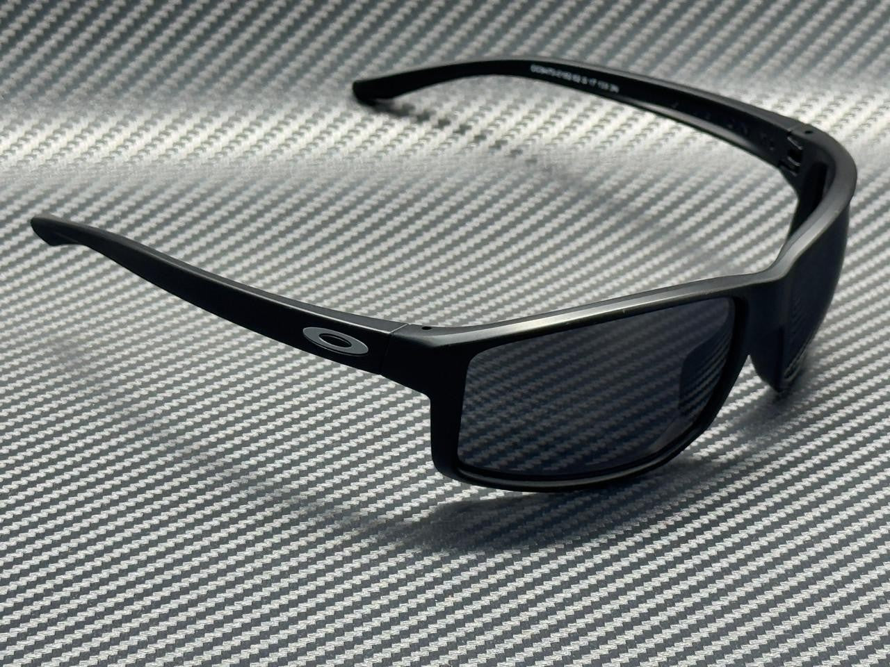 Oakley Oo9470 01 Matte Black Prizm Men'S 62 Mm Sunglasses