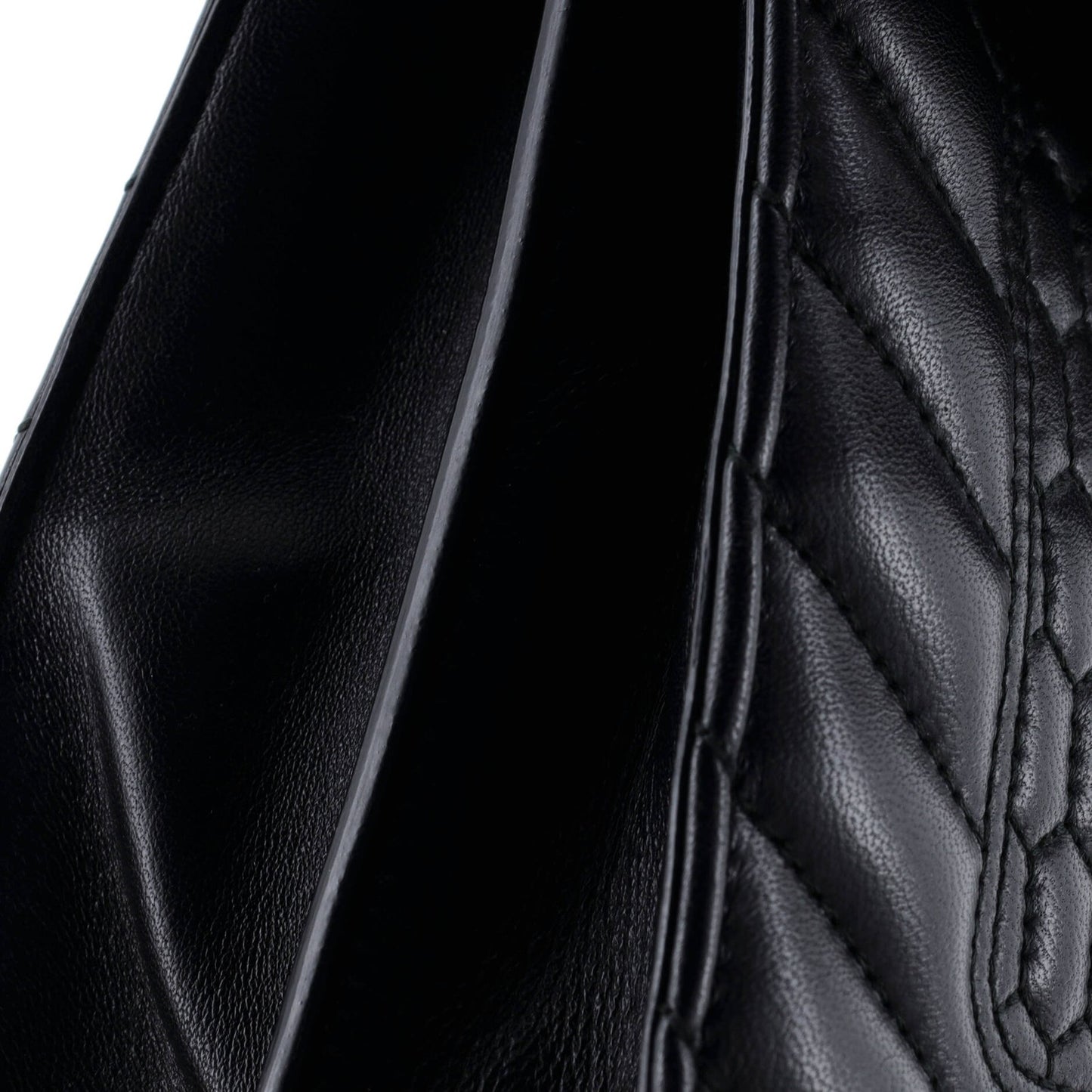 Bvlgari Serpenti Forever Shoulder Bag Quilted Leather Medium