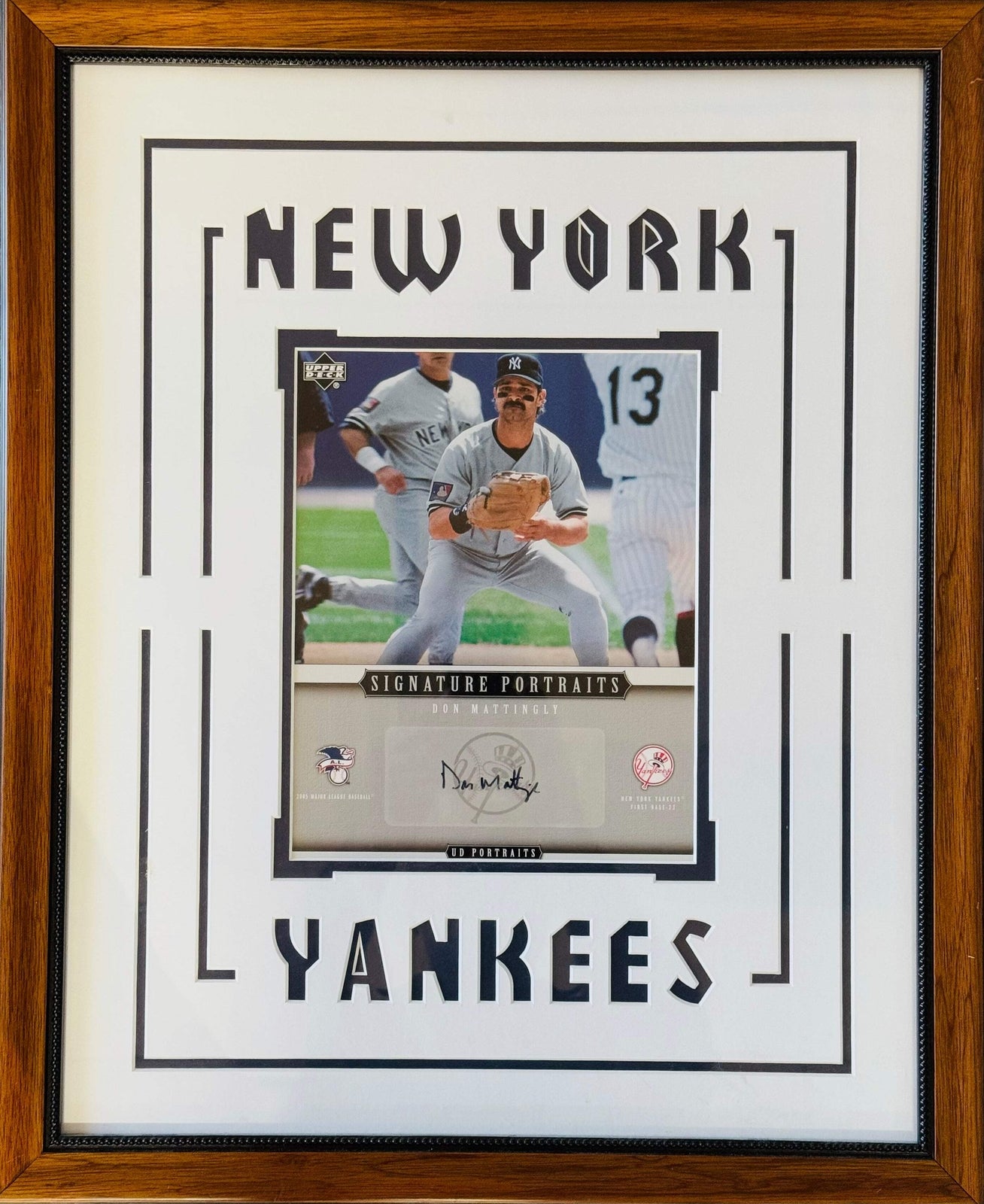 Don Mattingly Autographed Yankees 8X10 Signature Portraits Card Framed (Uda)