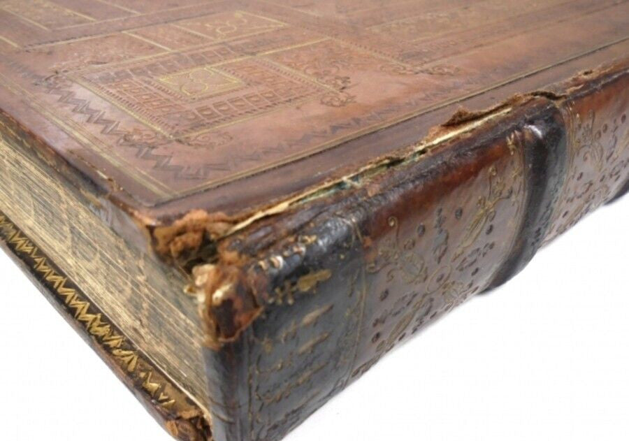 Costume Of The Russian Empire 1811 English Beautiful Hand-Coloured Etching Book