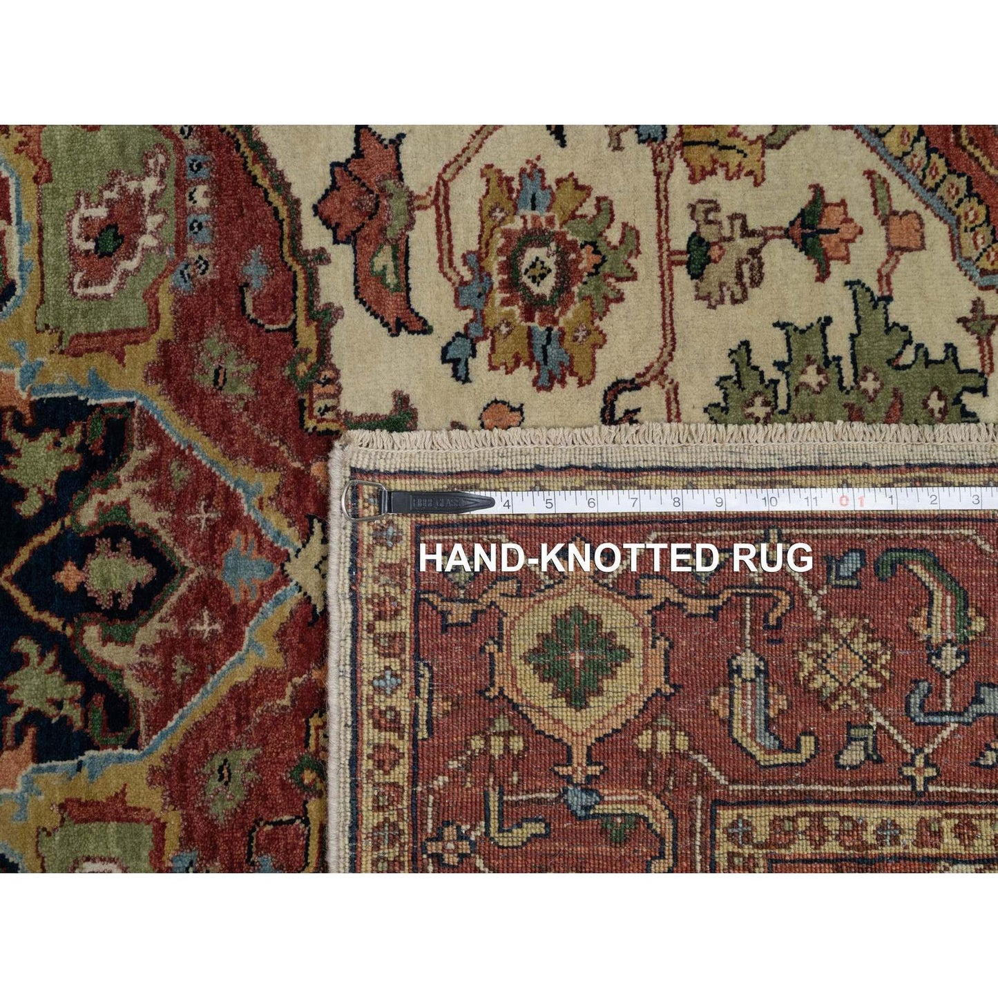 5'1"X7'2" Ivory Antiqued Heriz Re-Creation Hand Knotted Soft Wool Rug