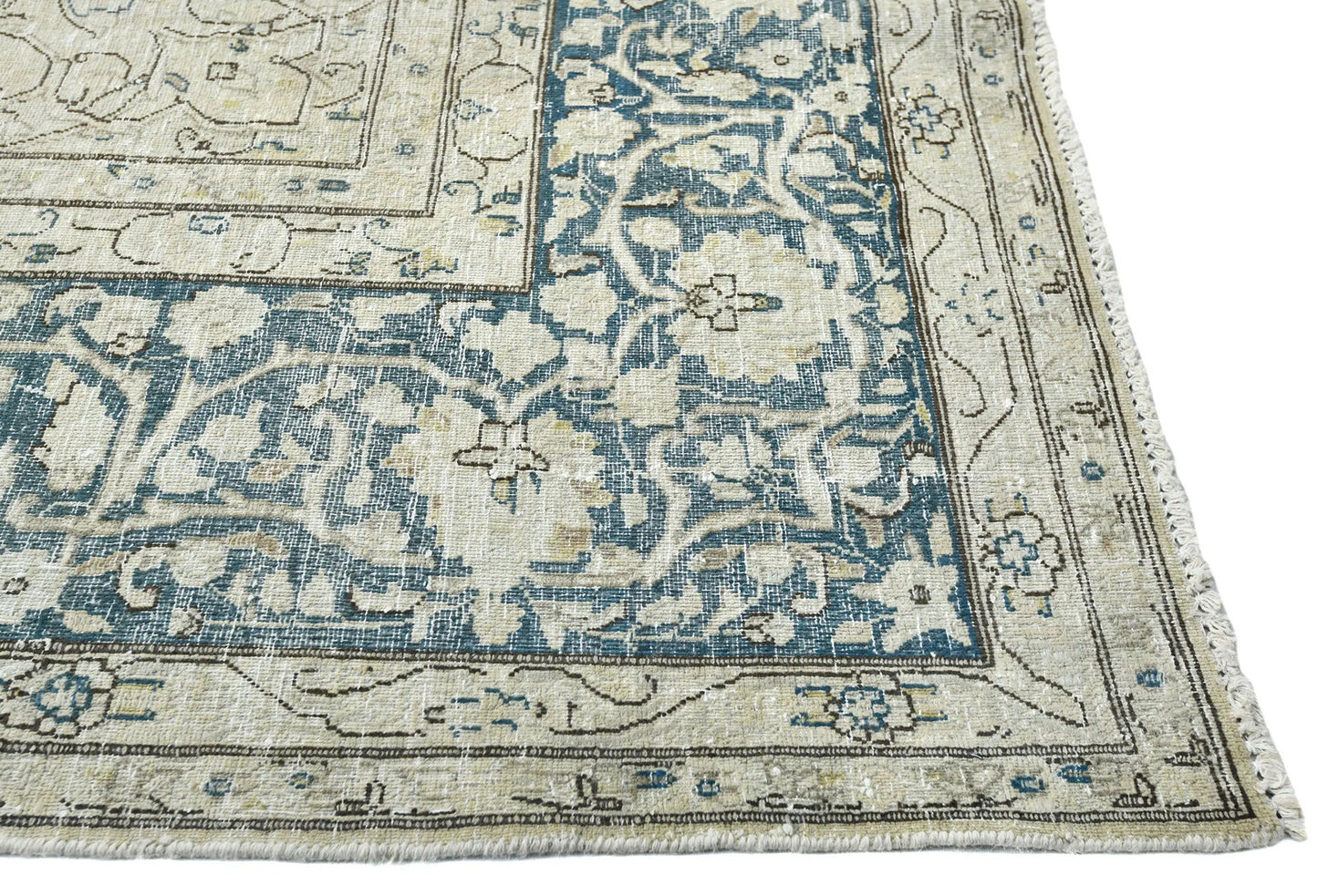 Handmade Muted Floral Distressed 10X13 Ft Vintage