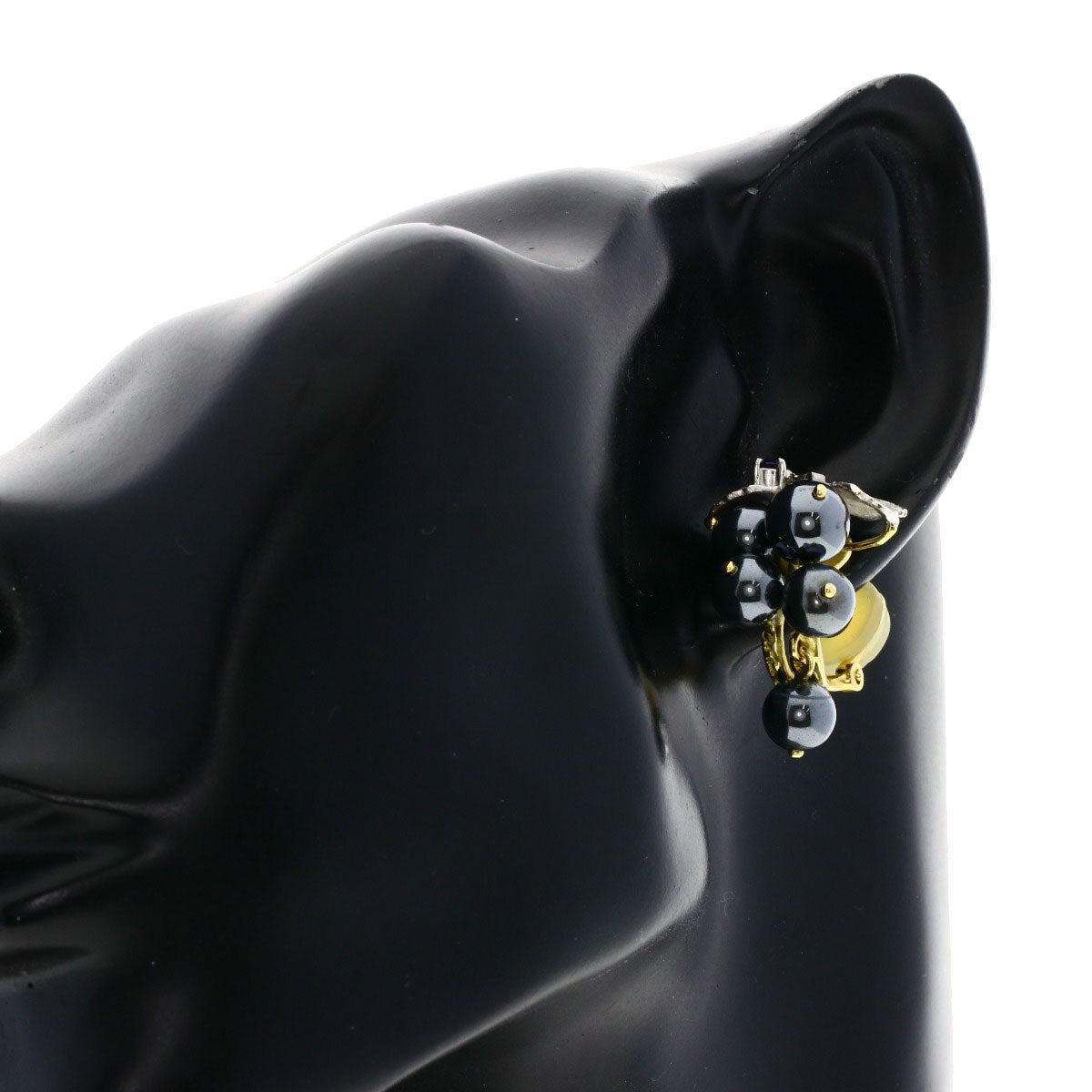 Nobuko Ishikawa Earring Hematite K18 Yellow Gold