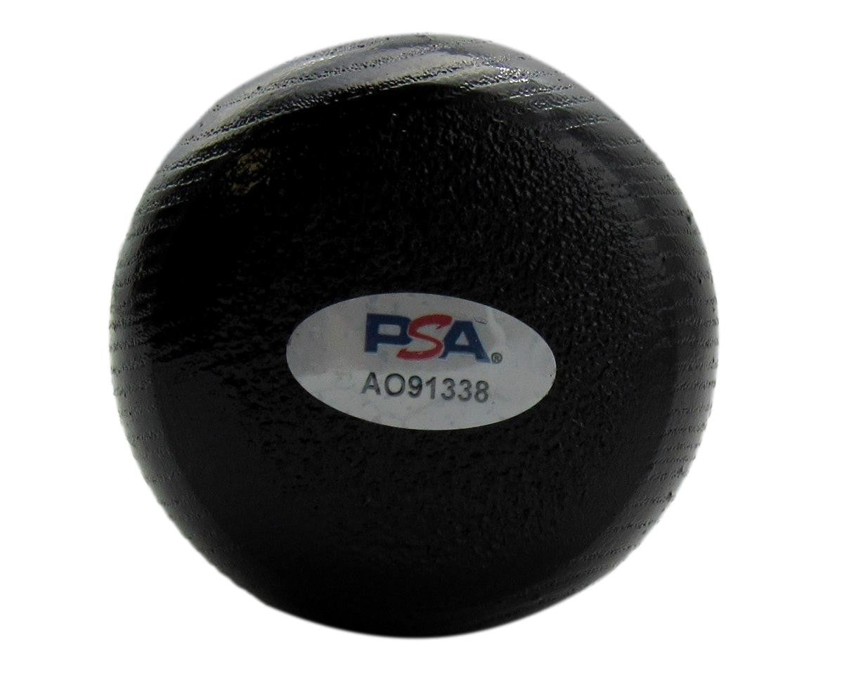 Derek Jeter Hof Autographed Louisville Slugger Bat Yankees Psa/Dna 194030