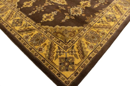 Hand-Tufted Dark Brown Classic Floral Rug