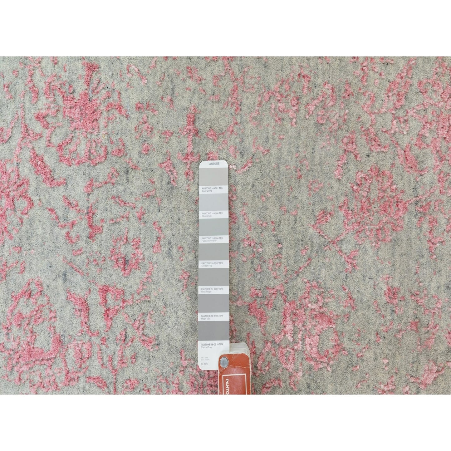 9'X12' Pink Wool And Art Silk All Over Design Hand Loomed Jacquard Rug