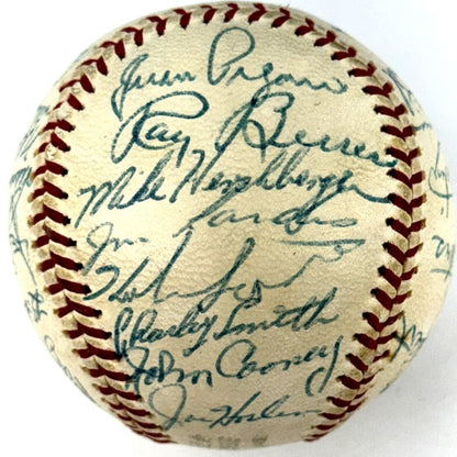 1962 Chicago White Sox Team Signed Baseball (30)