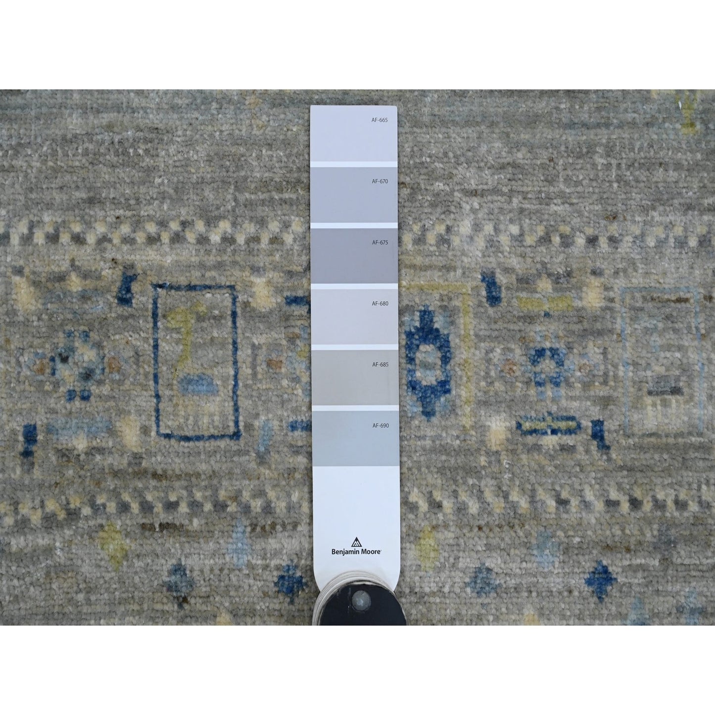 8'X8' Gray Hand Knotted Kashkuli Animal Figurines Soft Wool Square Rug