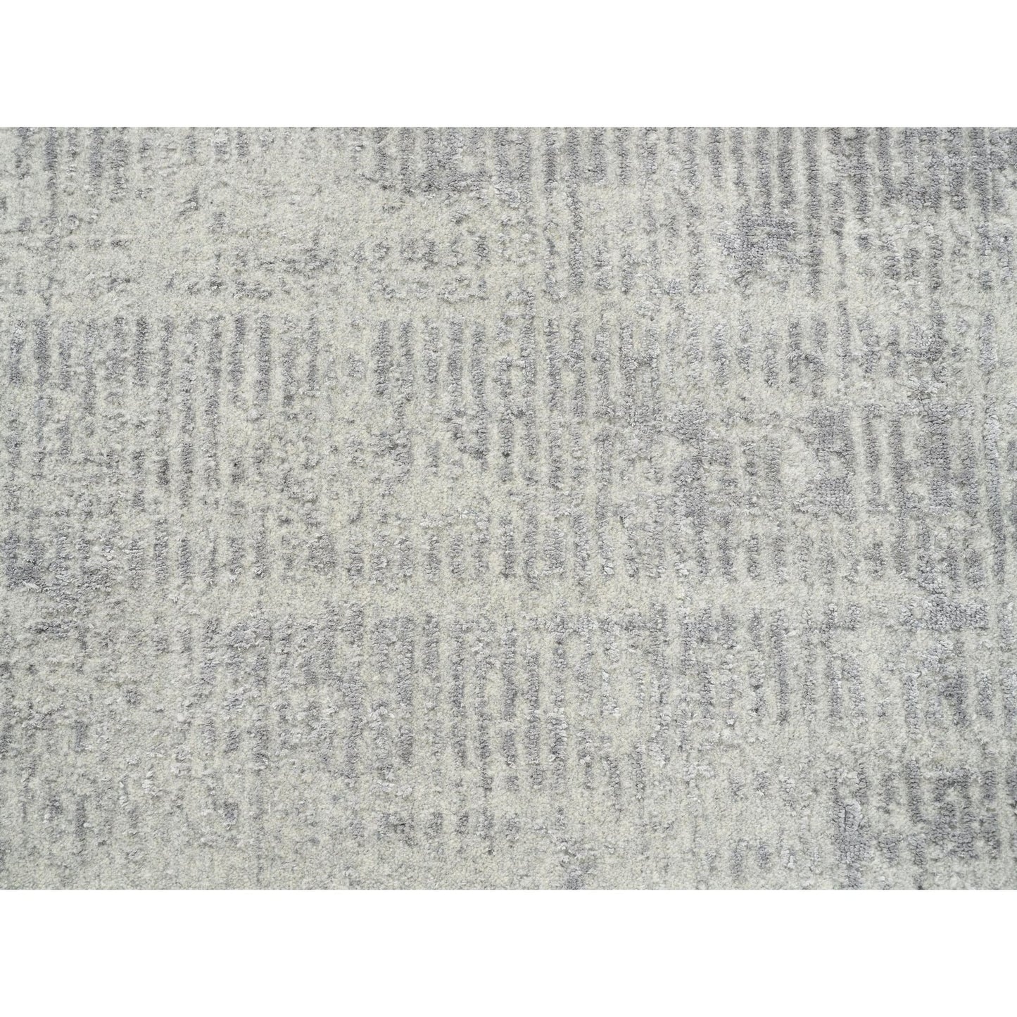Rug 6'x6' Hand Loomed Wool and Silk Gray Fine Jacquard Round