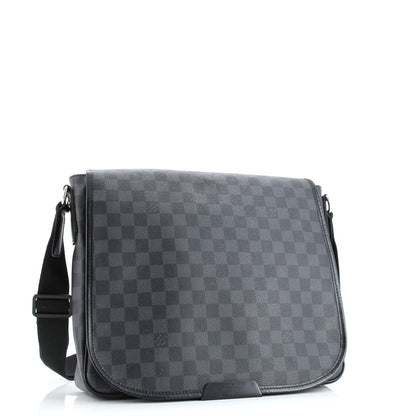 Louis Vuitton Daniel Messenger Bag Damier Graphite Mm
