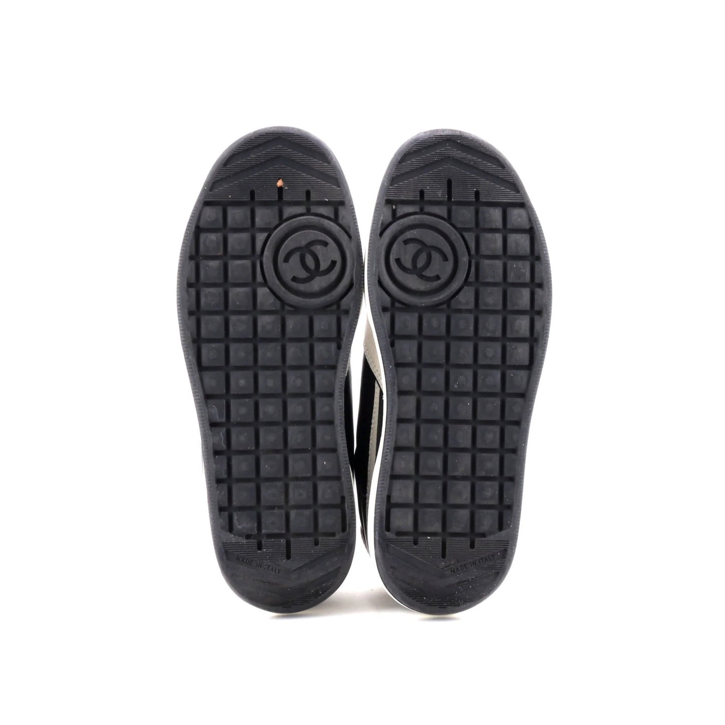 Chanel Women'S Cc Low-Top Sneakers Suede And Leather