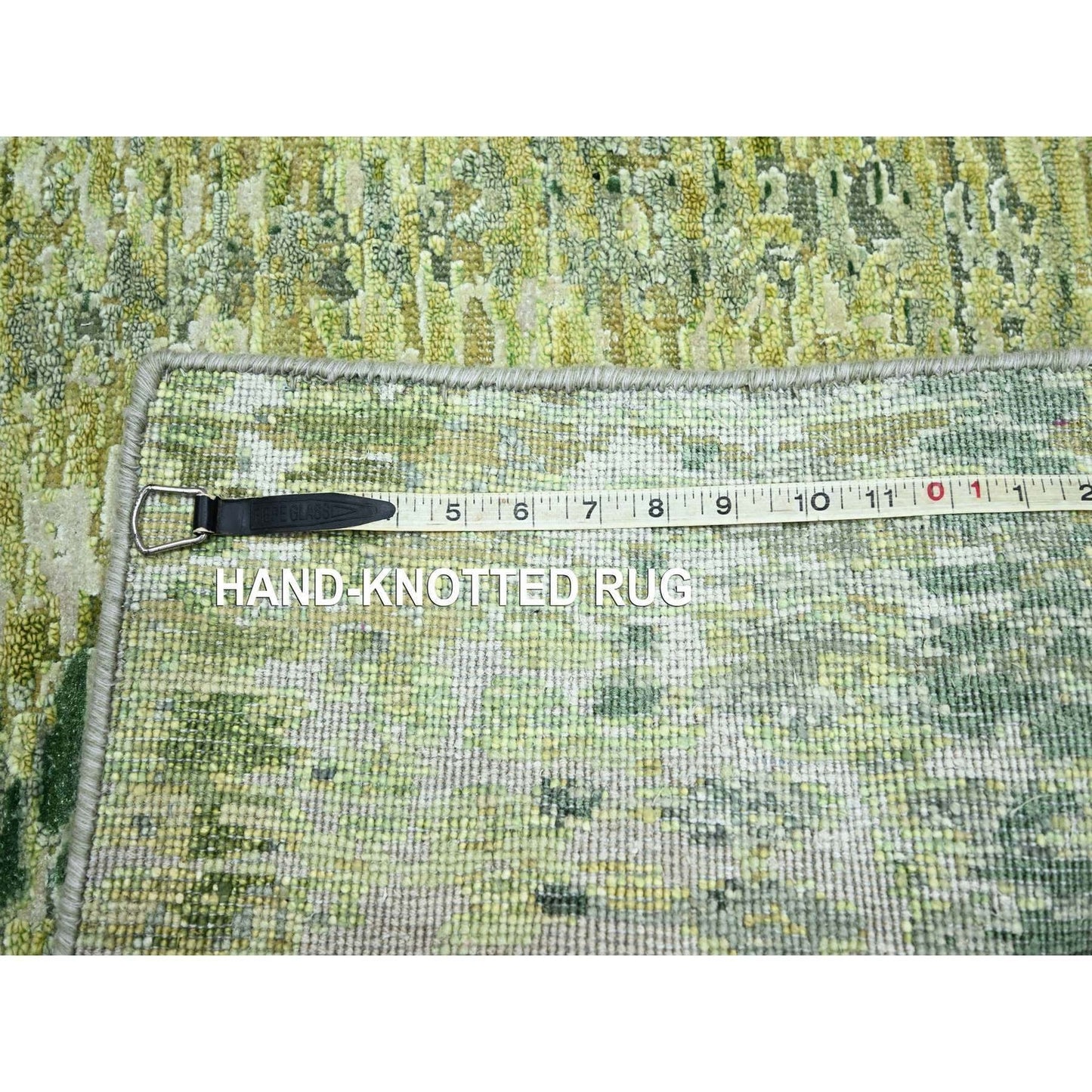 2'6"X8'2" Green Crocodile Safari Design 100% Silk Hand Knotted Runner Rug