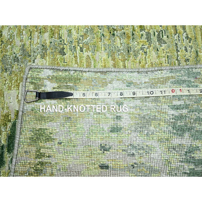 2'6"X8'2" Green Crocodile Safari Design 100% Silk Hand Knotted Runner Rug