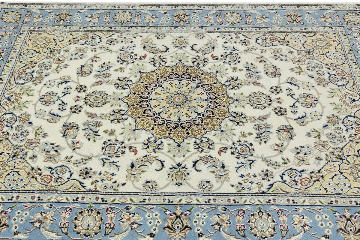 5X7 Handmade Indo-Nain Oriental Rug Cream Light Blue Floral Medallion Carpet
