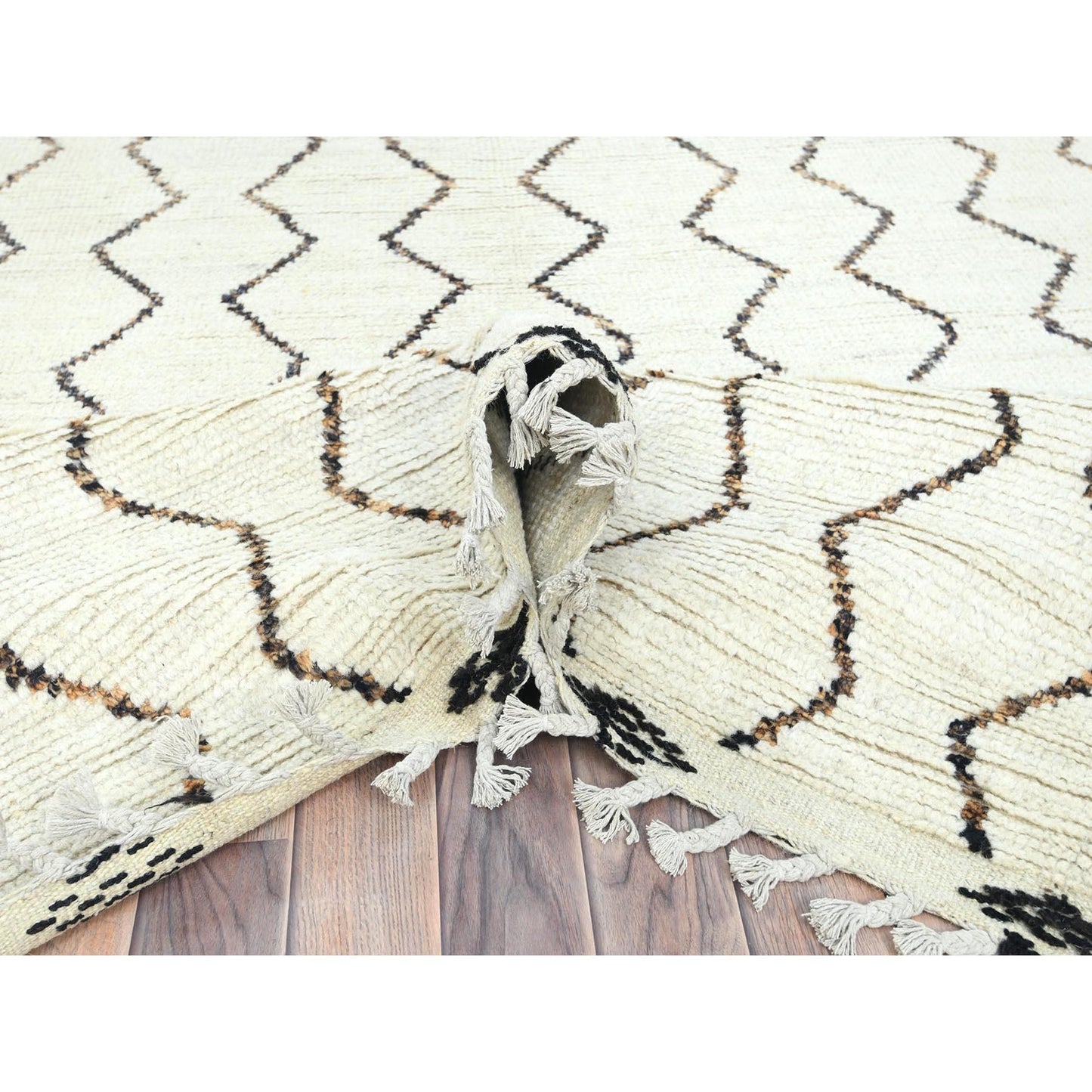 8'2"X10'5" Ivory Moroccan Berber Pure Wool Hand Knotted Oriental Rug