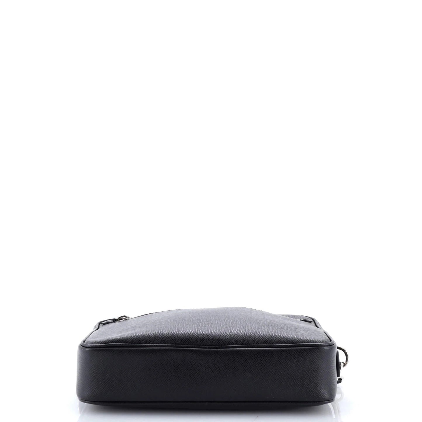 Louis Vuitton Kasai Clutch Taiga Leather