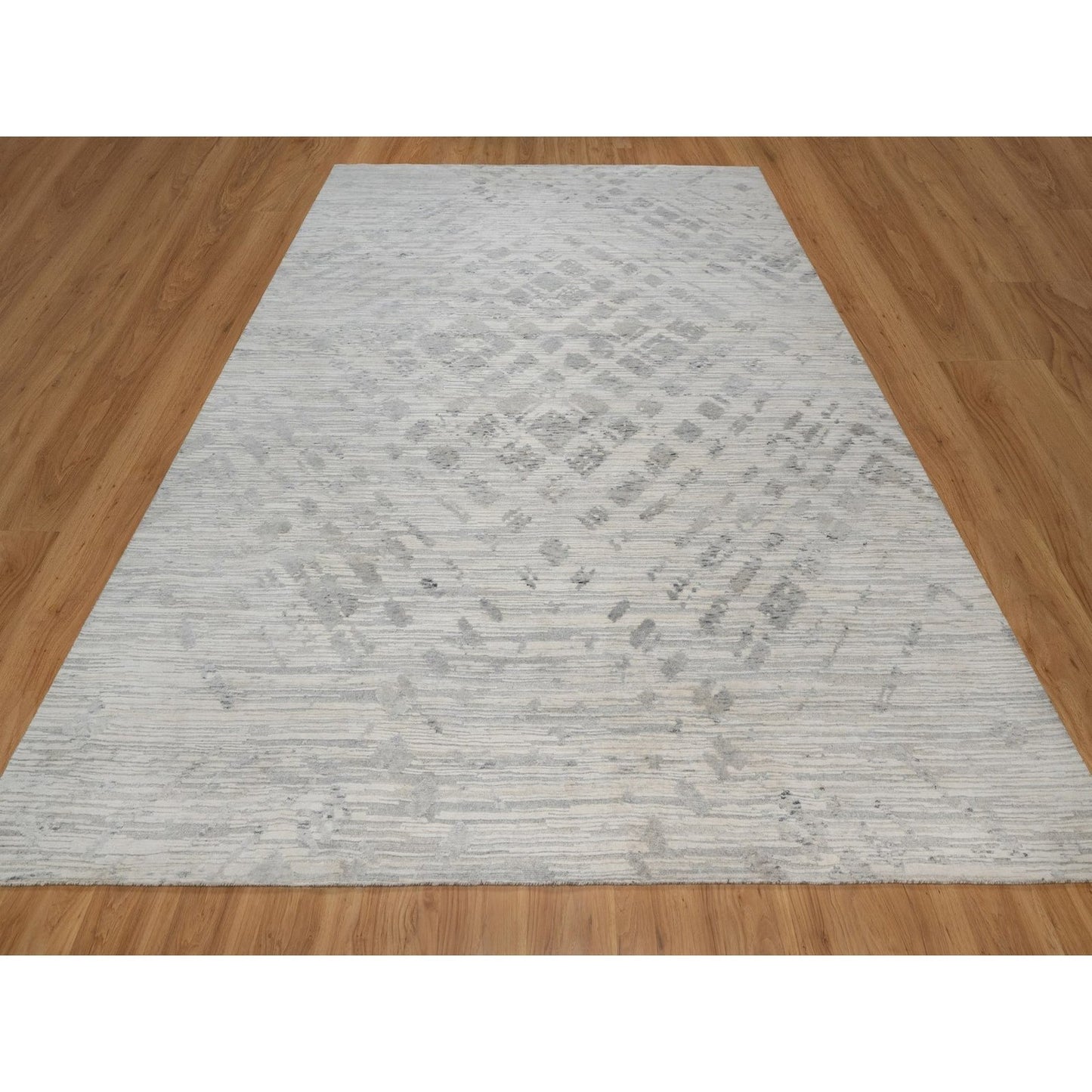 9'X12'1" Ivory Hand Knotted Modern Design Undyed Natural Wool Oriental Rug