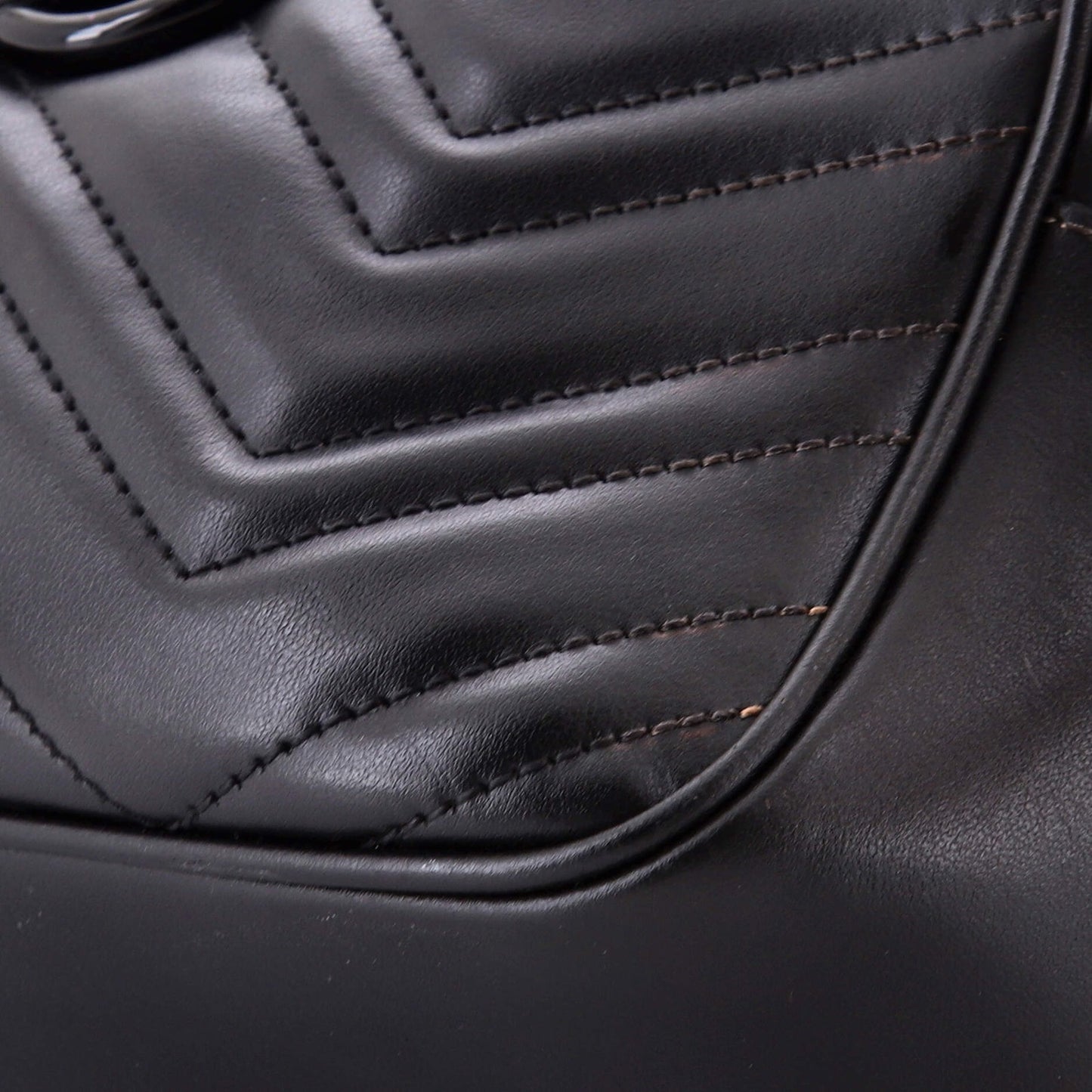 Gucci Gg Marmont Monochrome Shoulder Bag Matelasse Leather Small