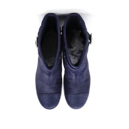 Chanel Women'S Cc Belt Cap Toe Boots Quilted Suede