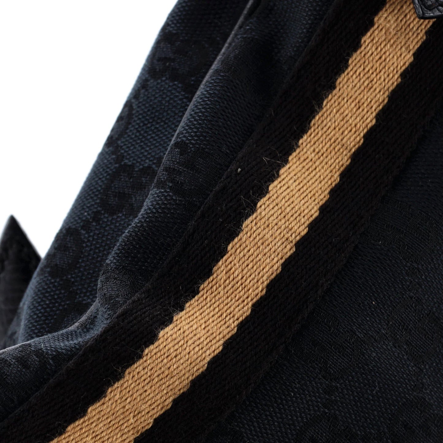 Gucci Jolicoeur Messenger Bag Gg Canvas