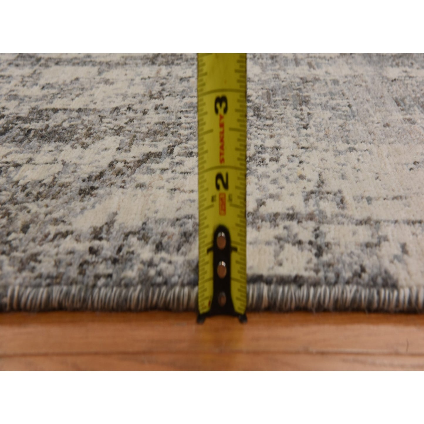 6'X9' Oyster Gray Fossil Design All Wool Hand Knotted Modern Oriental Rug