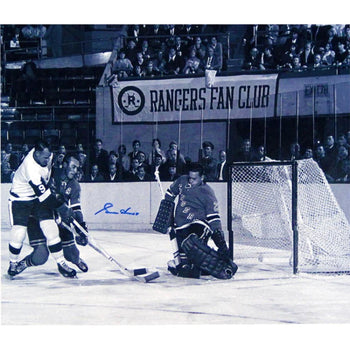 Gordie Howe Autographed 16X20 Photo