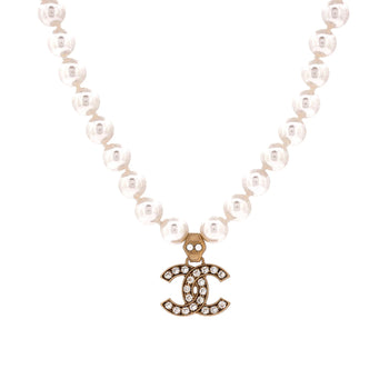 Chanel Cc Pendant Short Necklace Faux Pearls And Metal With Crystals