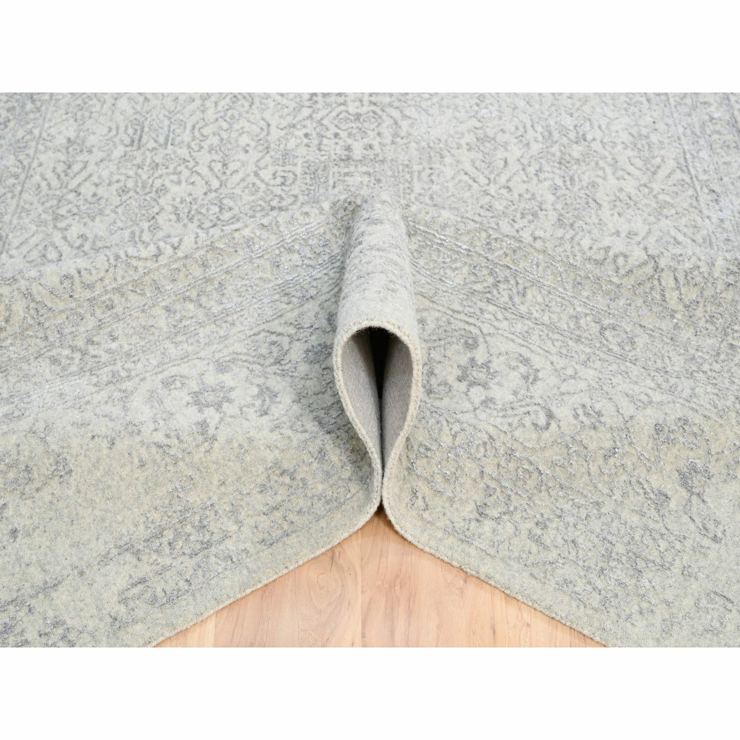 8'X10'1" Beige Hand Loomed Fine Jacquard Wool And Art Silk Oriental Rug