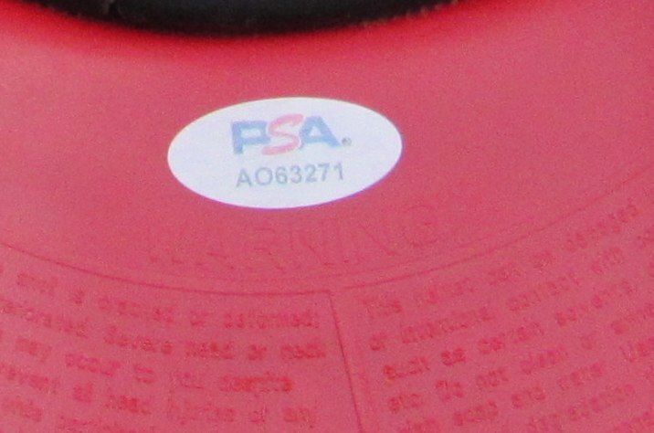 Barry Larkin Hof Signed/Insc Mlb Batting Helmet Reds Size 7 3/8 Psa/Dna 193128