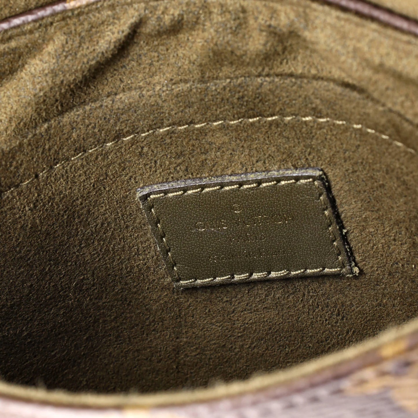 Louis Vuitton Locky Handbag Monogram Canvas With Leather Bb