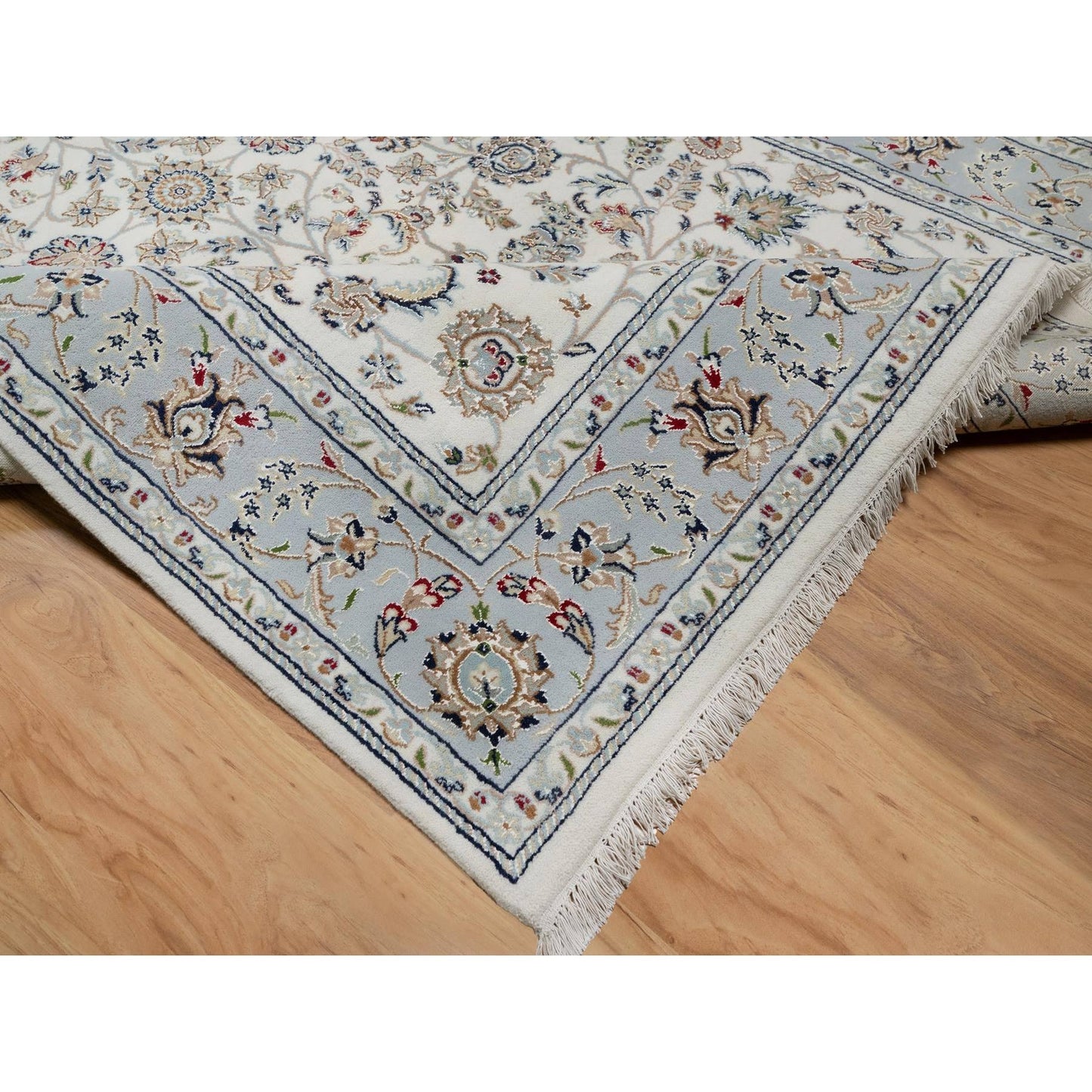 6'X9' Spring White Hand Knotted Nain With Flower Design Wool And Silk Rug