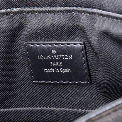 Louis Vuitton District Nm Messenger Bag Damier Graphite Pm
